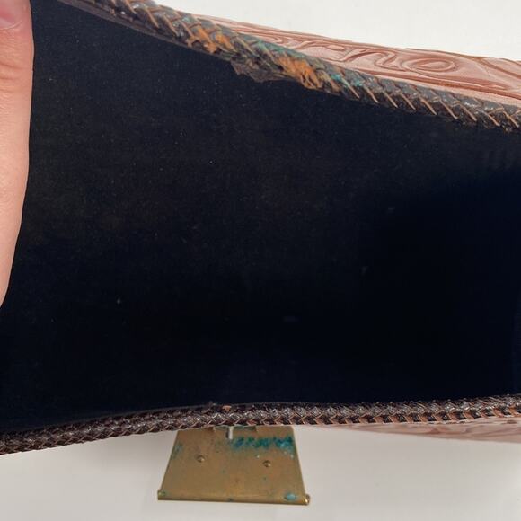 Vintage La Verne Tooled Leather Bakelite clutch - Picture 8 of 8